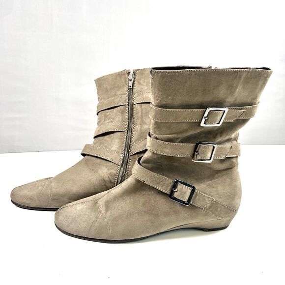 Aerosoles Arezzo Buckle Ankle Boot‎ Women's 9.5 Brown Faux Suede - Picture 1 of 10
